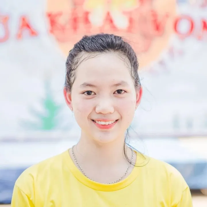 Khánh Ly, Member 17/21